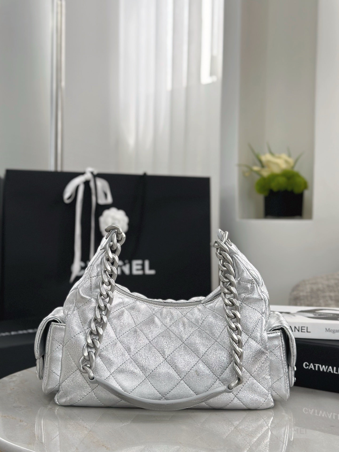 Chan NEW 25C hobo bag