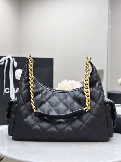 Chan NEW 25C hobo bag