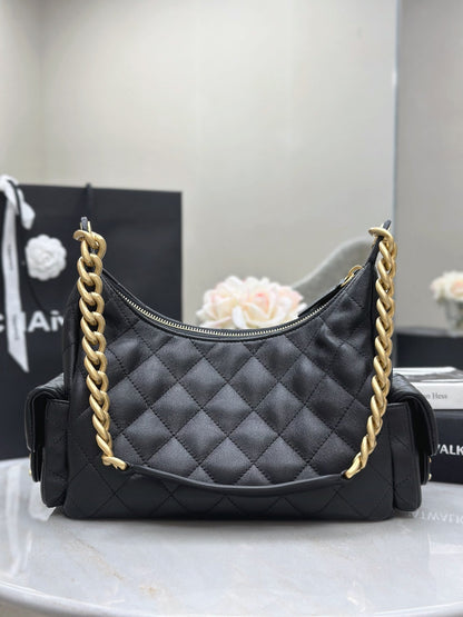 Chan NEW 25C hobo bag