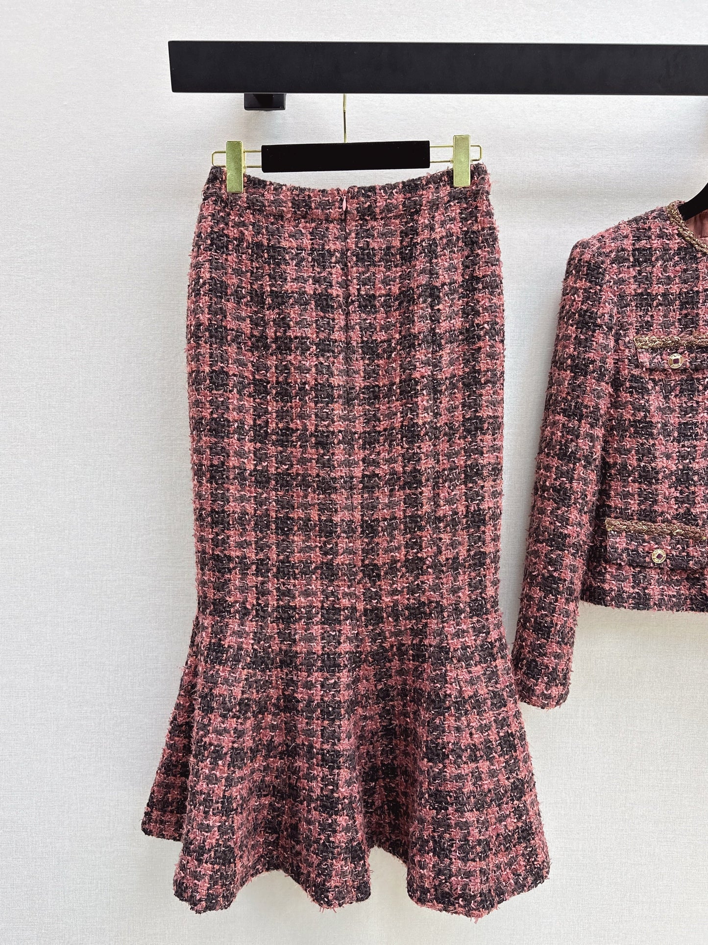 Chan NEW woven jacke +woven fishtail skirt set