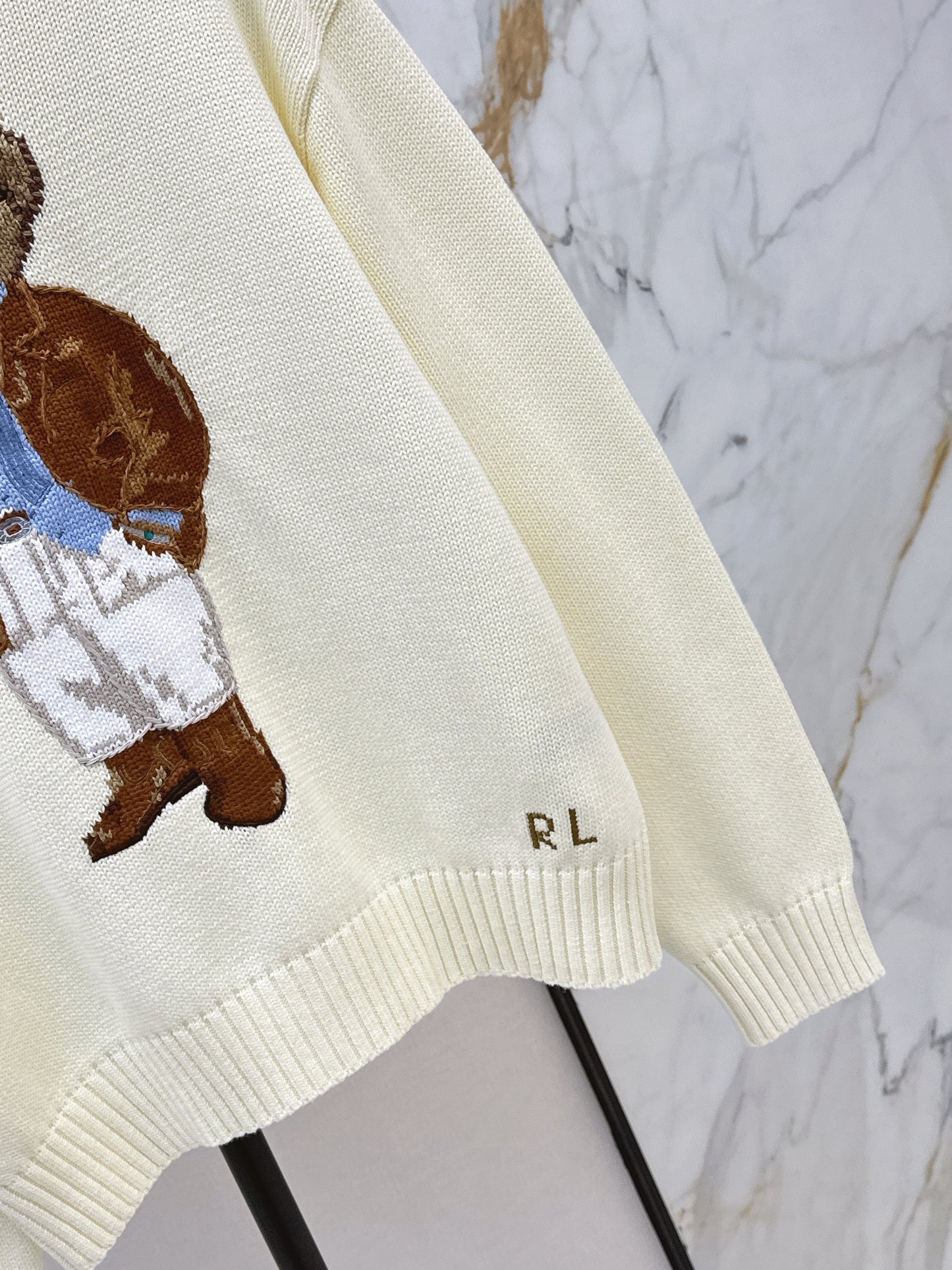 Ral NEW embroidered sweater