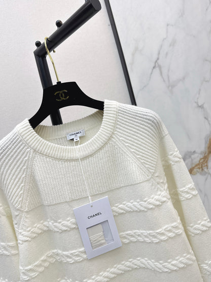 Chan NEW cable knit sweater