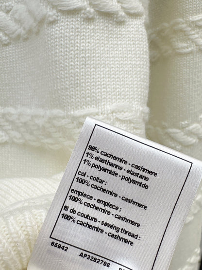 Chan NEW cable knit sweater