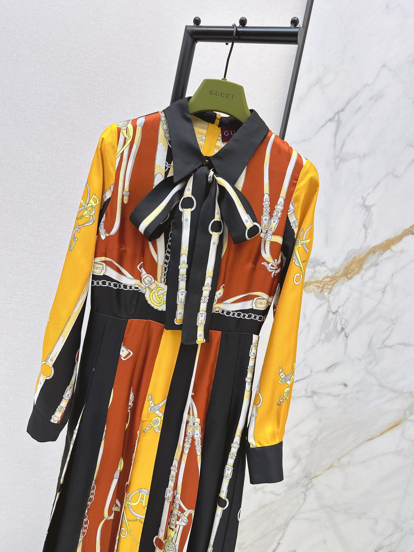 Guc NEW 3D printed silk dress