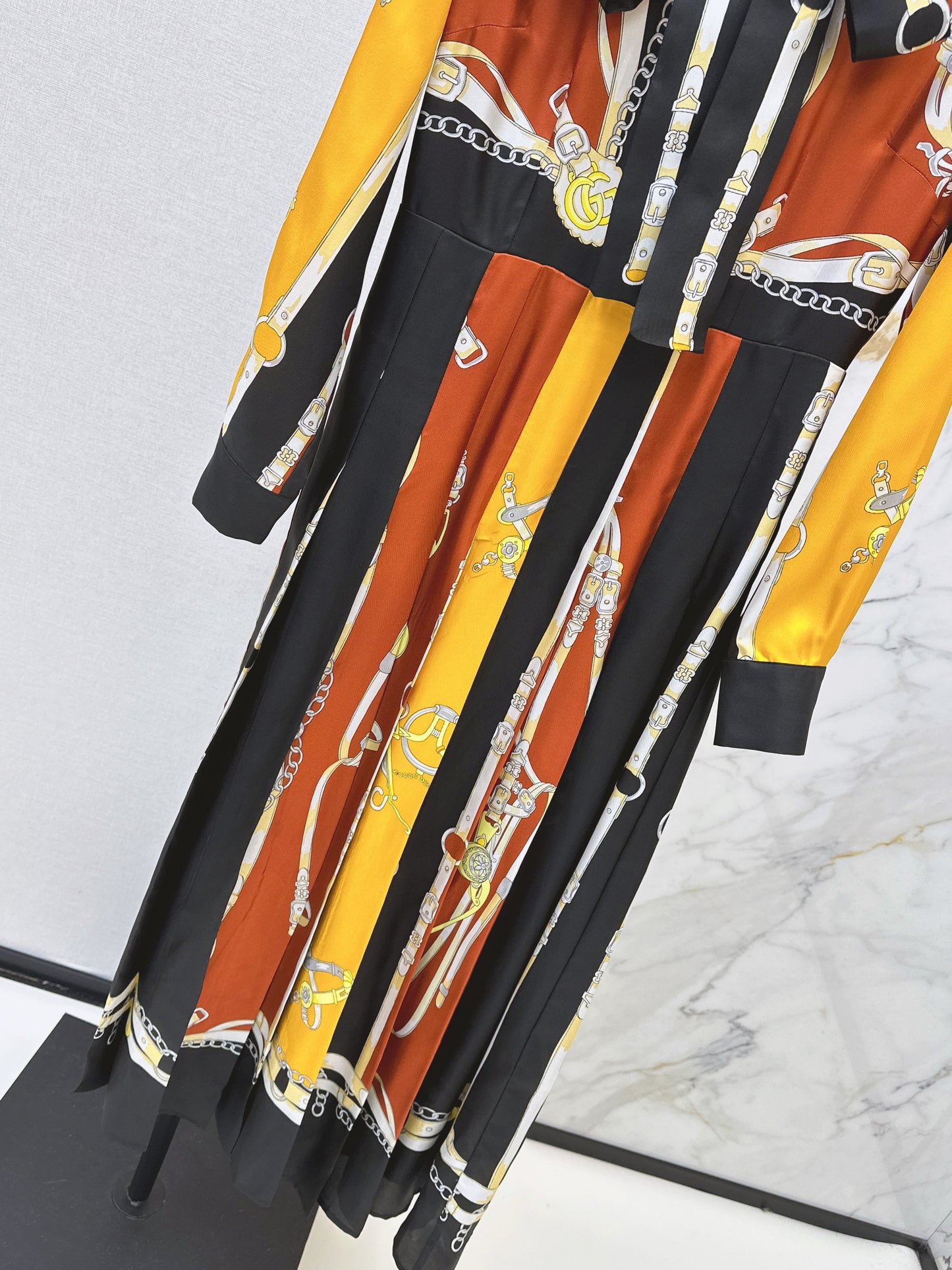 Guc NEW 3D printed silk dress