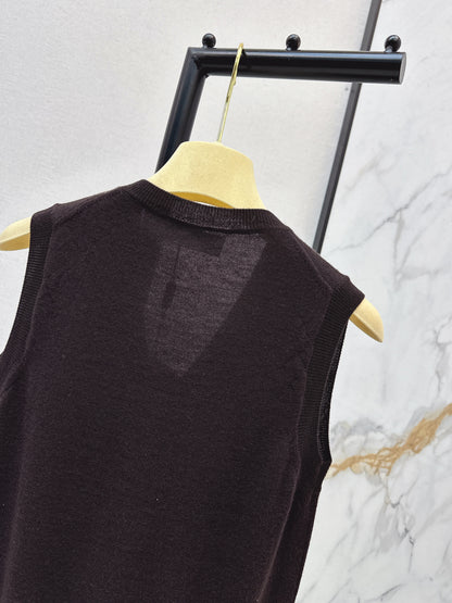 Miu NEW letter logo vest