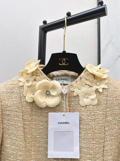 Chan NEW 3d floral wovenjacket