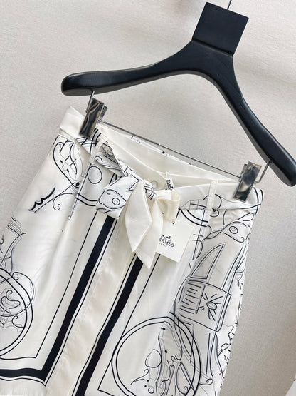 Herm NEW print silk skirts