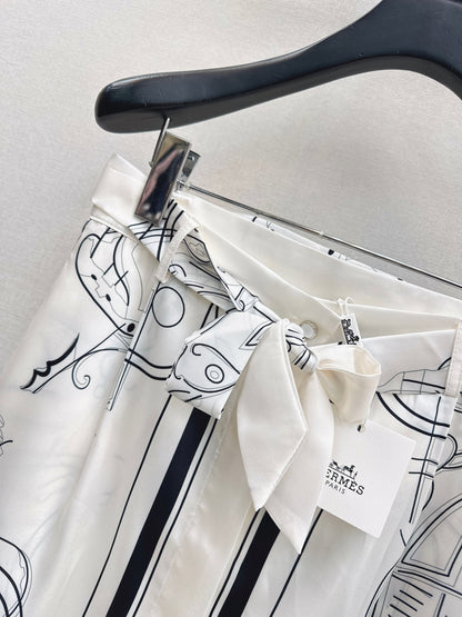Herm NEW print silk skirts