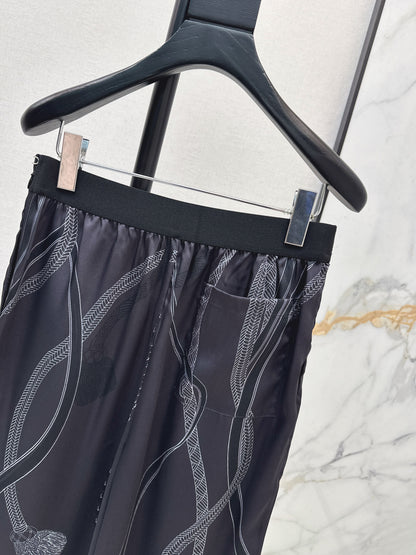 Herm NEW print silk straight pants