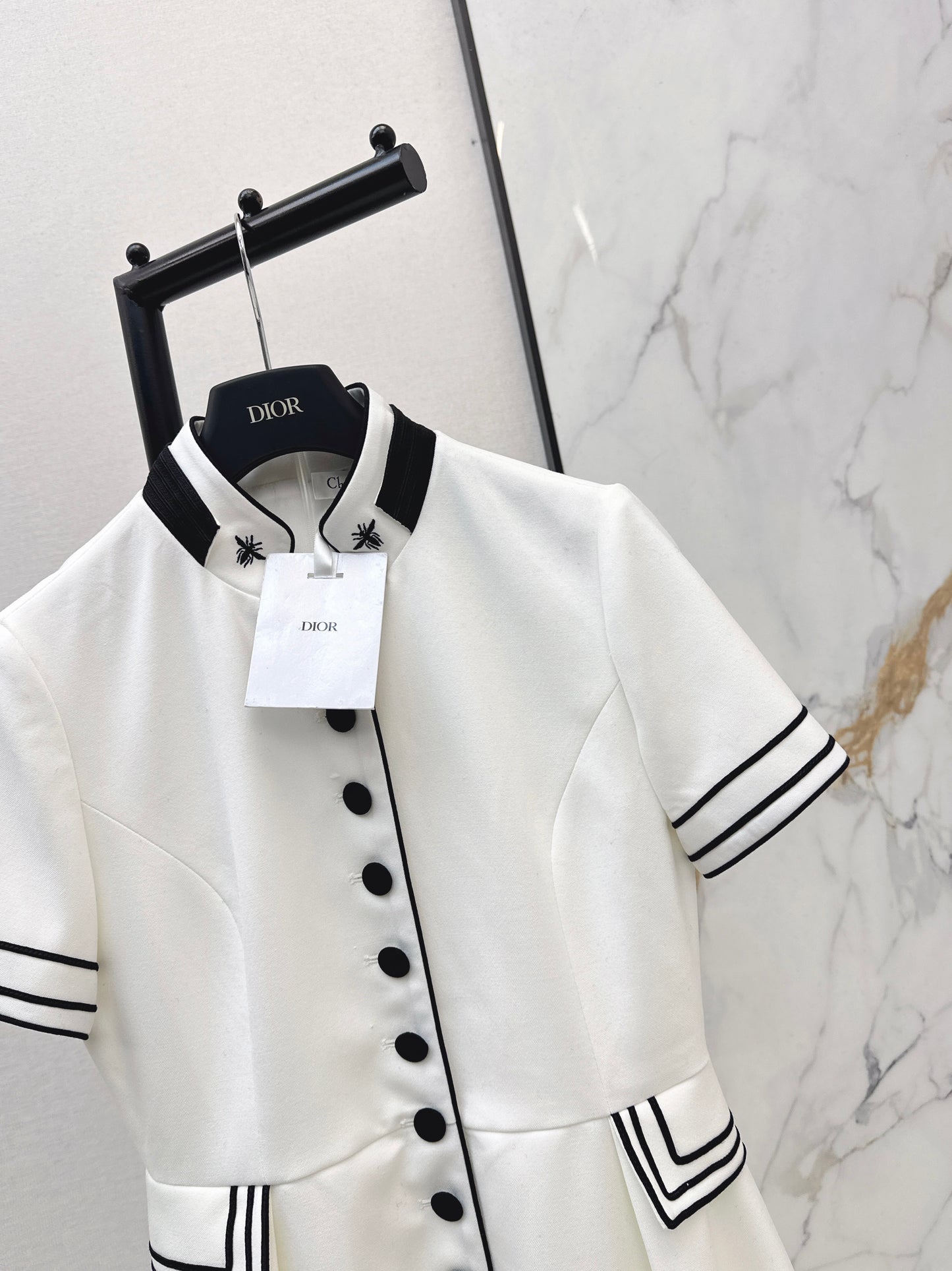 CD NEW bee embroidery vintage dress