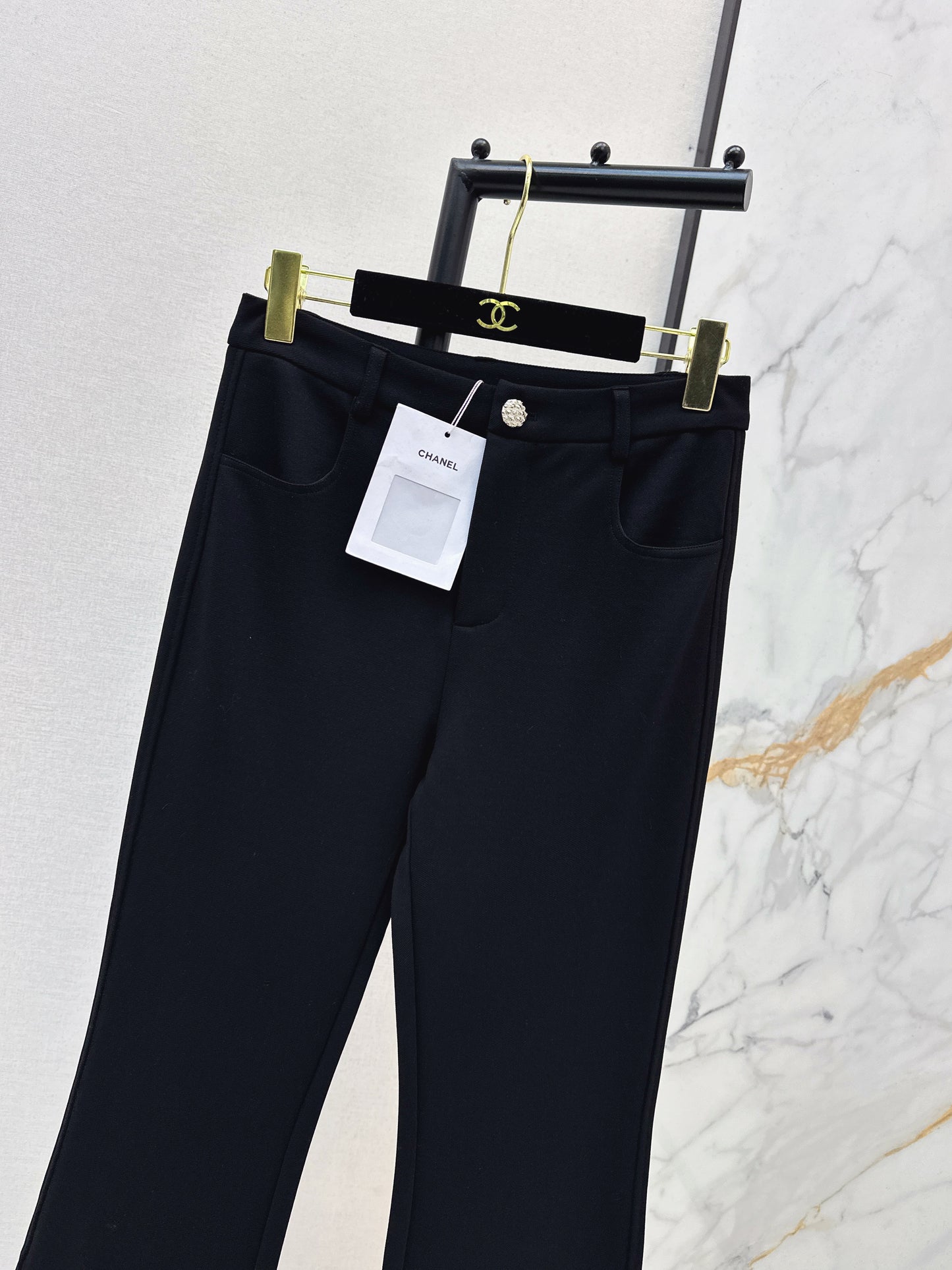 Chan NEW flared pants