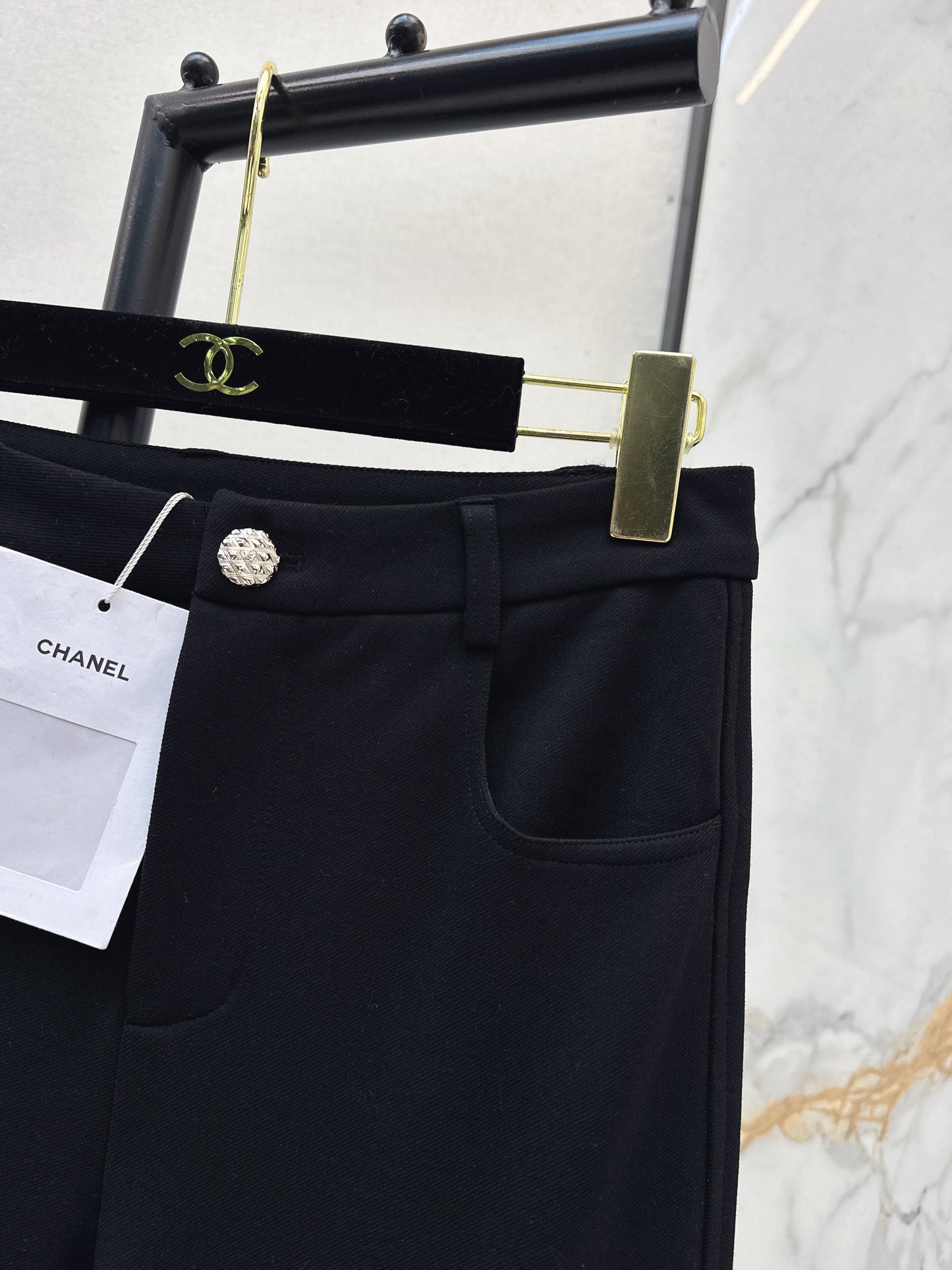 Chan NEW flared pants