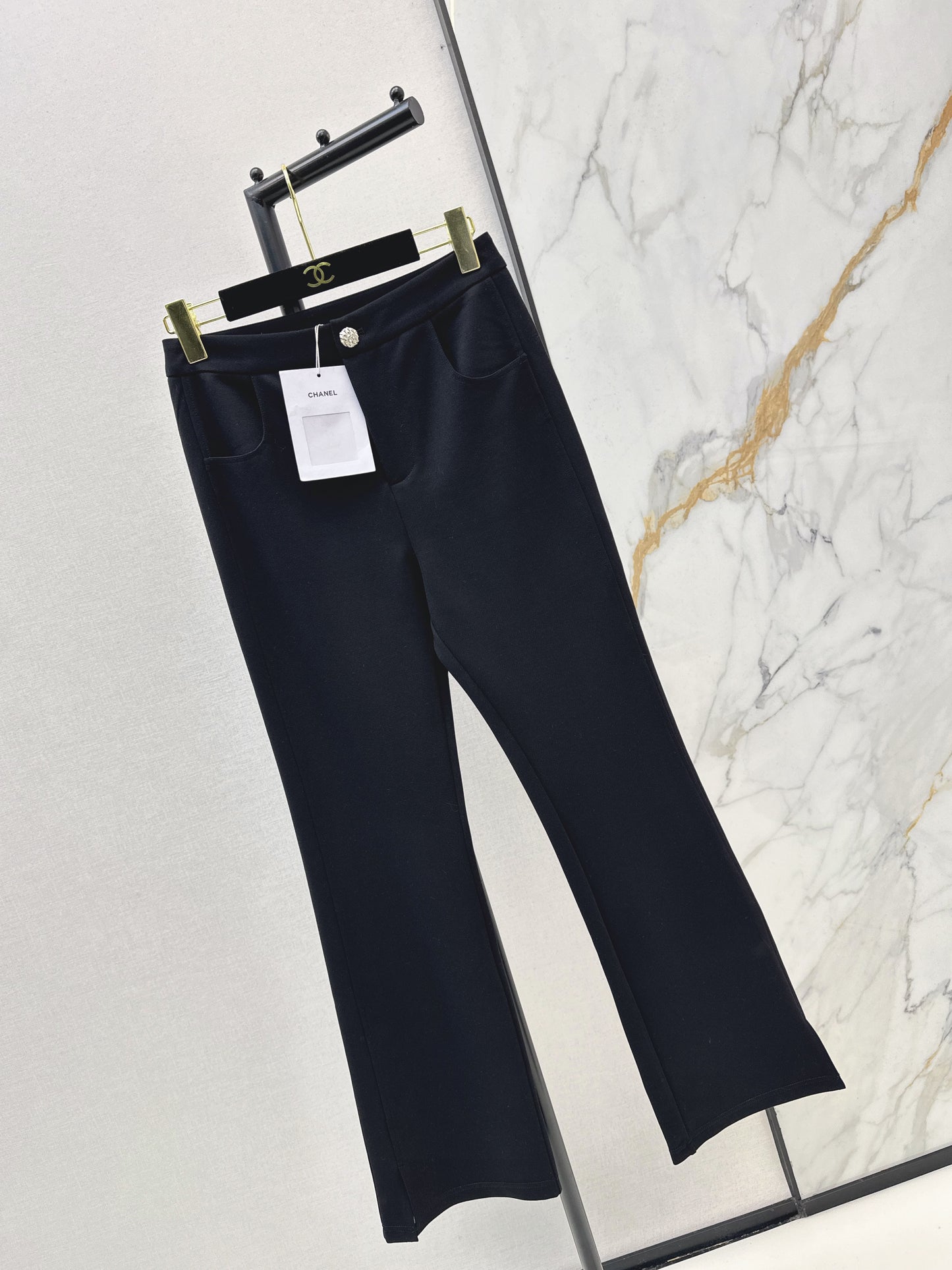 Chan NEW flared pants