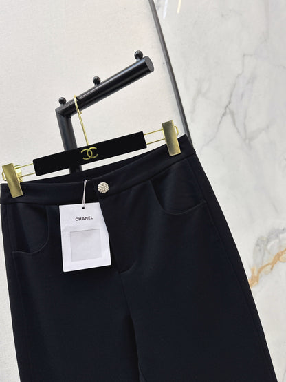 Chan NEW flared pants