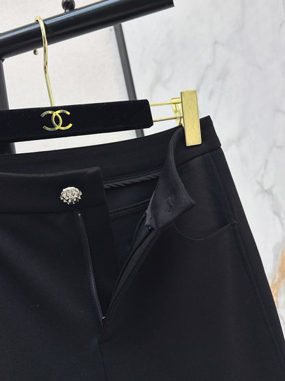 Chan NEW flared pants