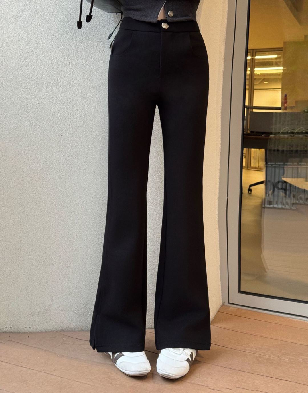 Chan NEW flared pants