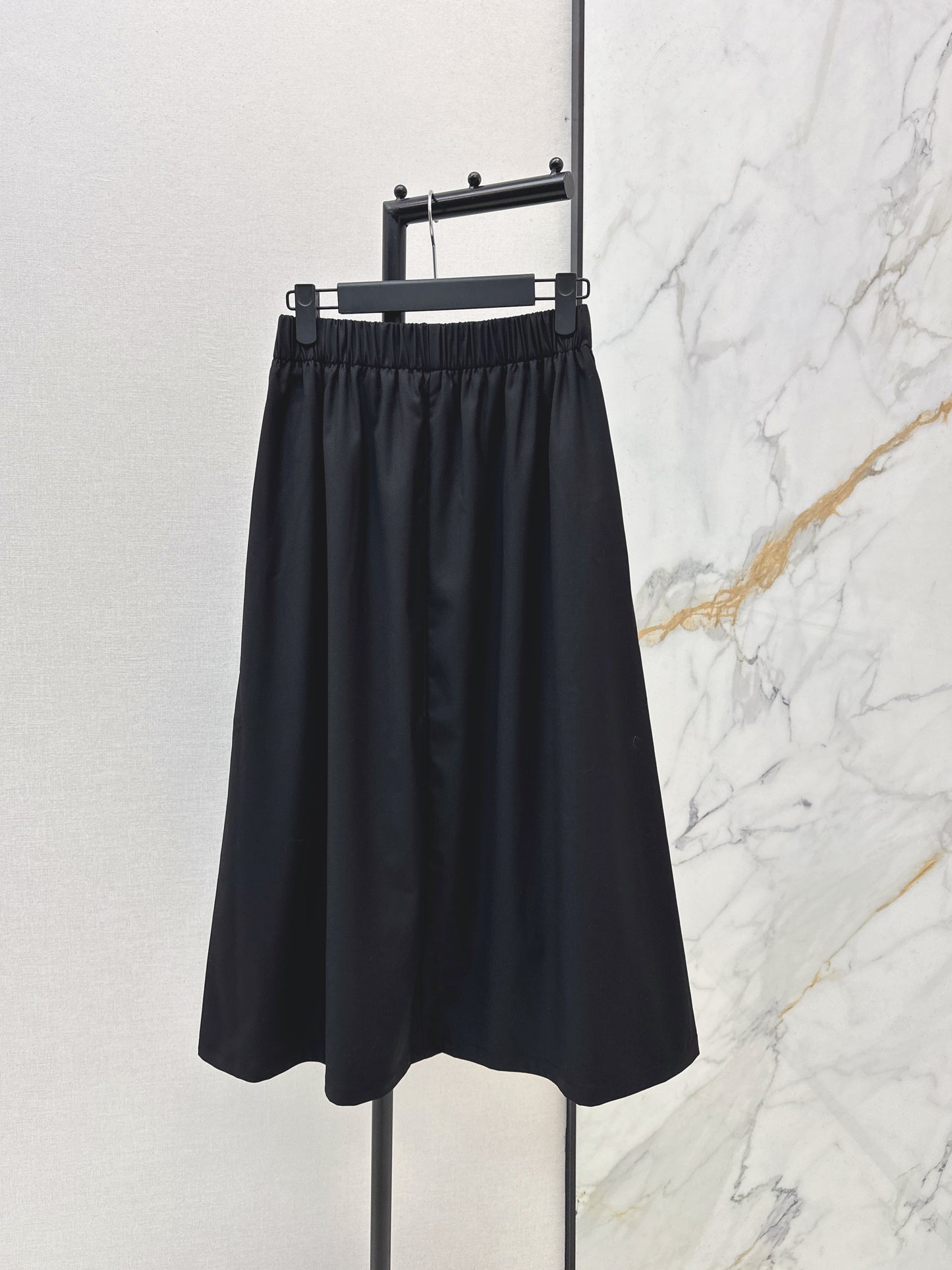 Pra NEW pleated skirts