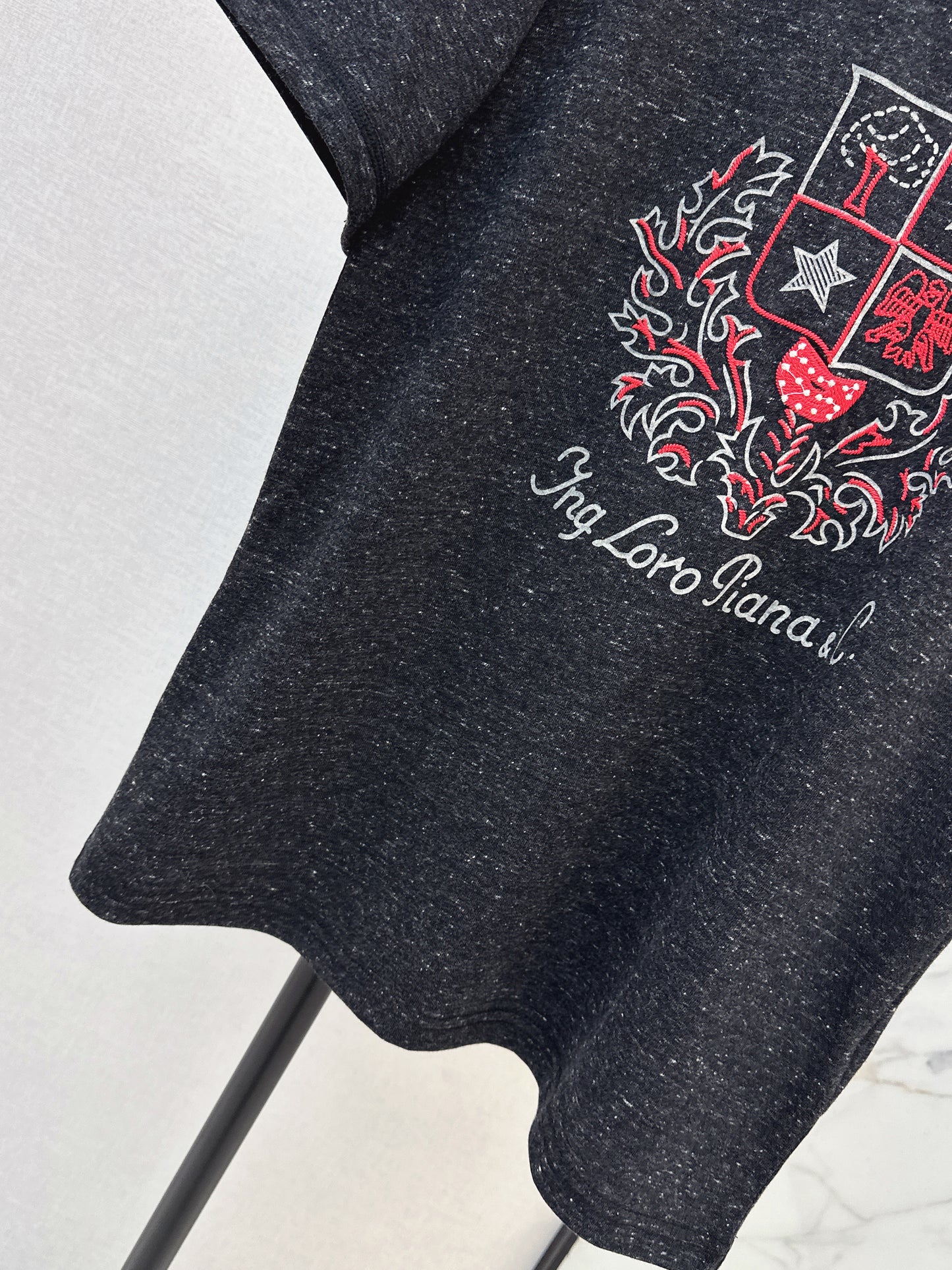 Loro NEW print embroidery t-shirt