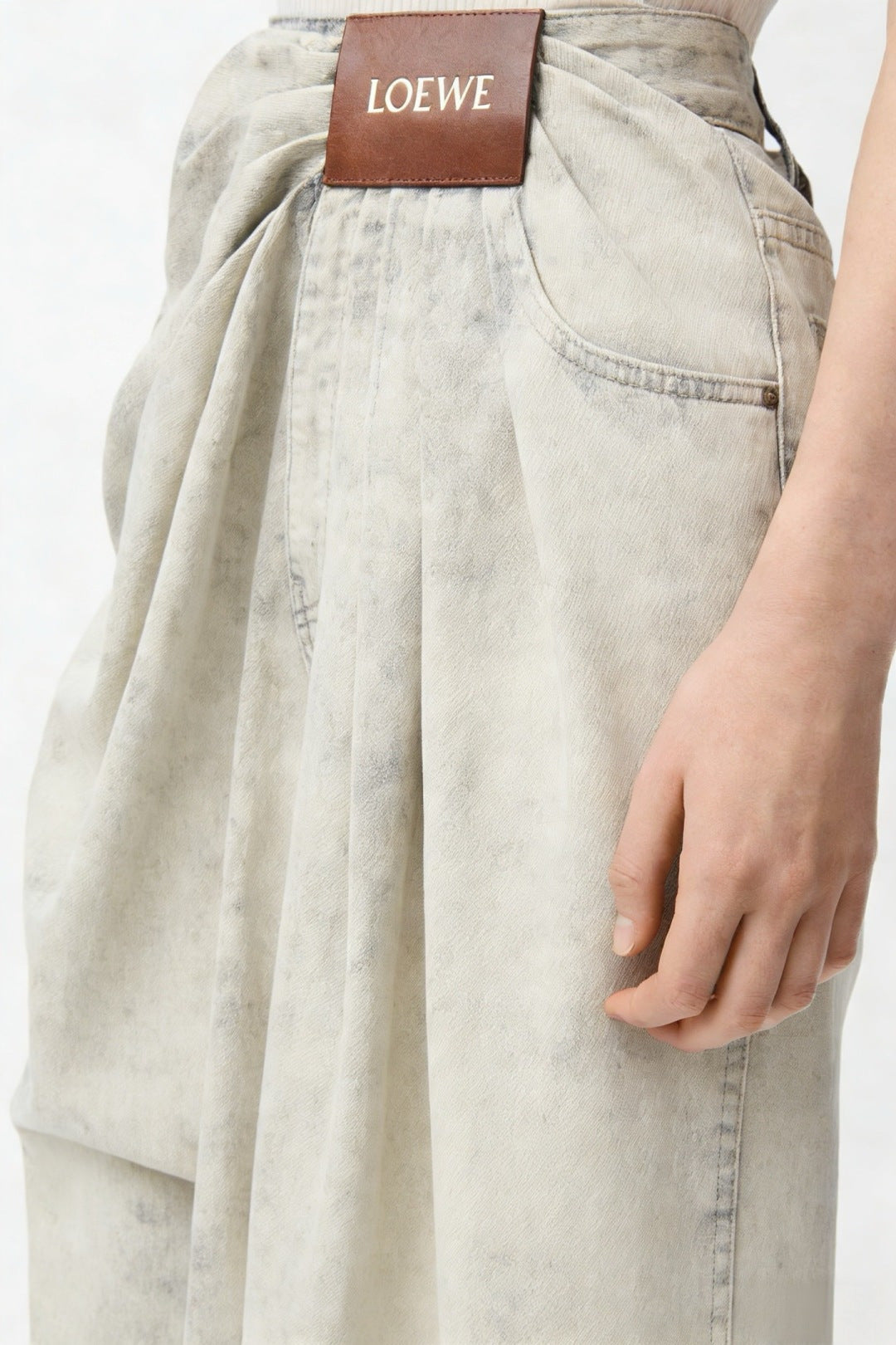 Loe NEW crinkled pants