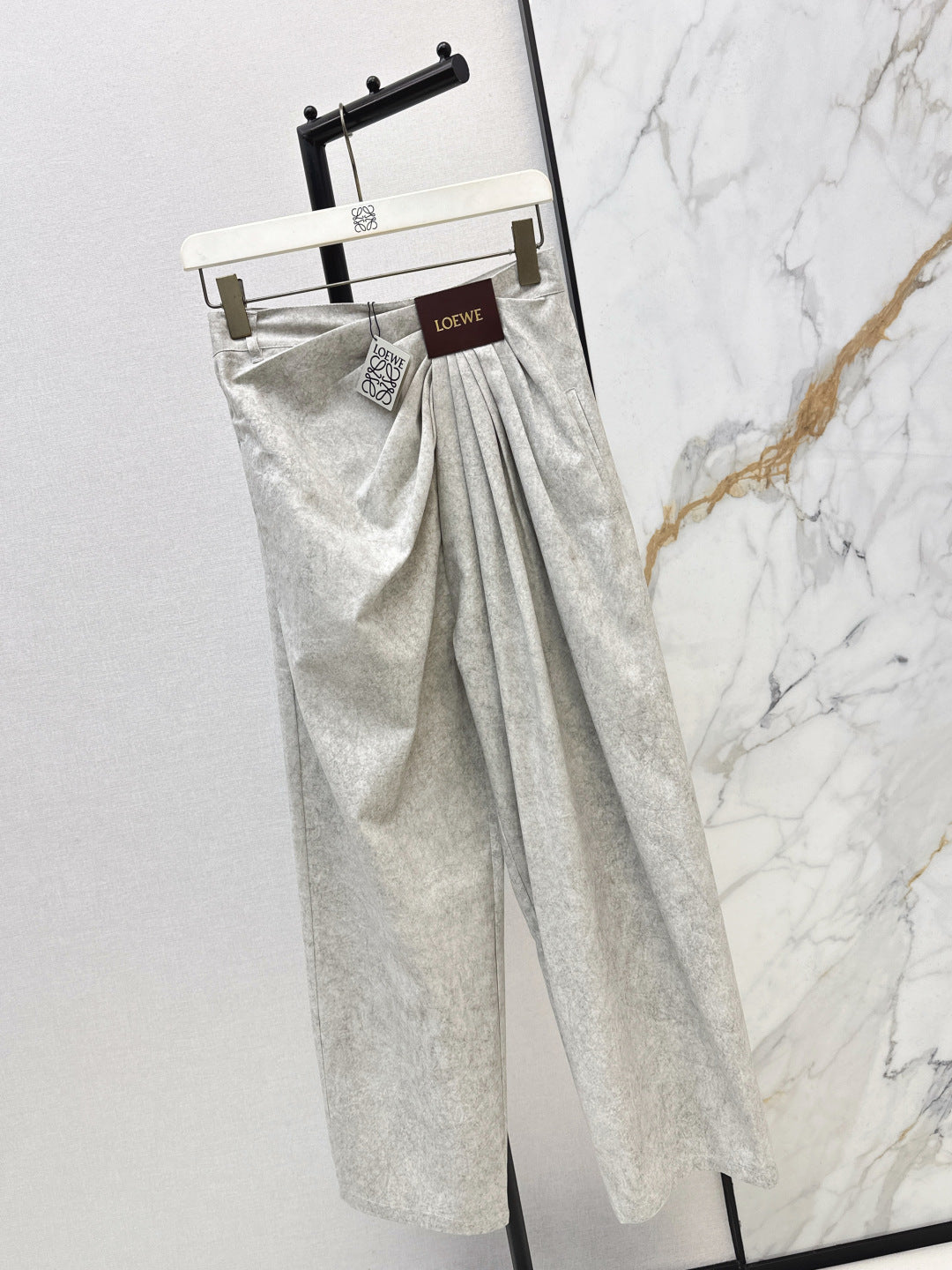 Loe NEW crinkled pants