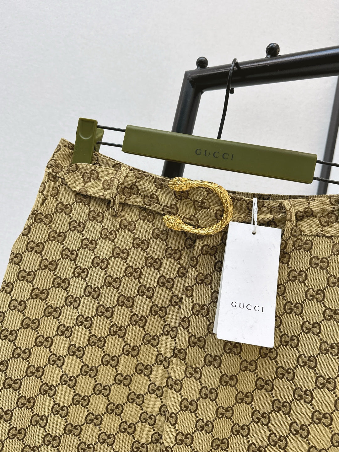 Guc NEW  jacquard pants with belted