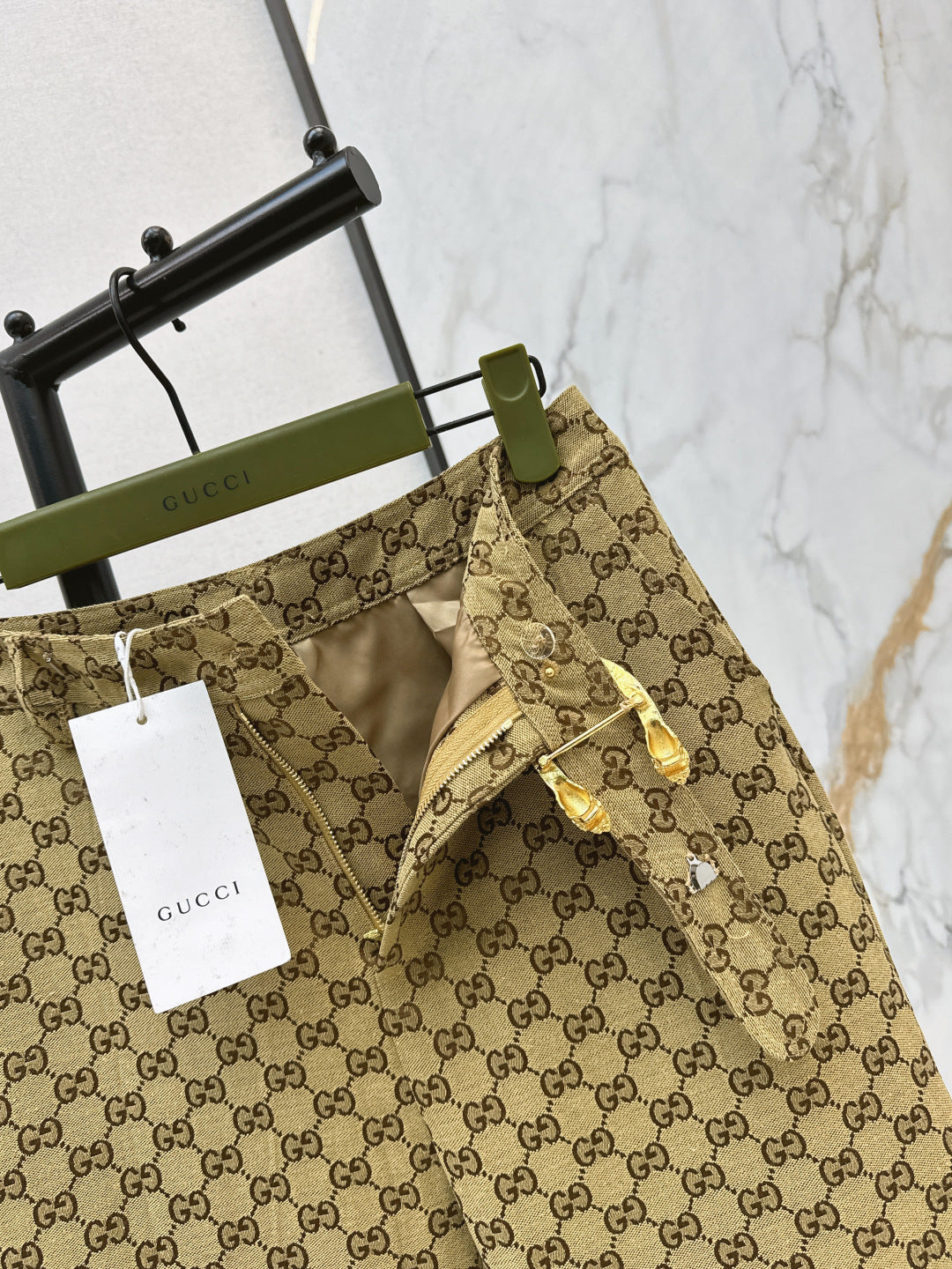 Guc NEW  jacquard pants with belted