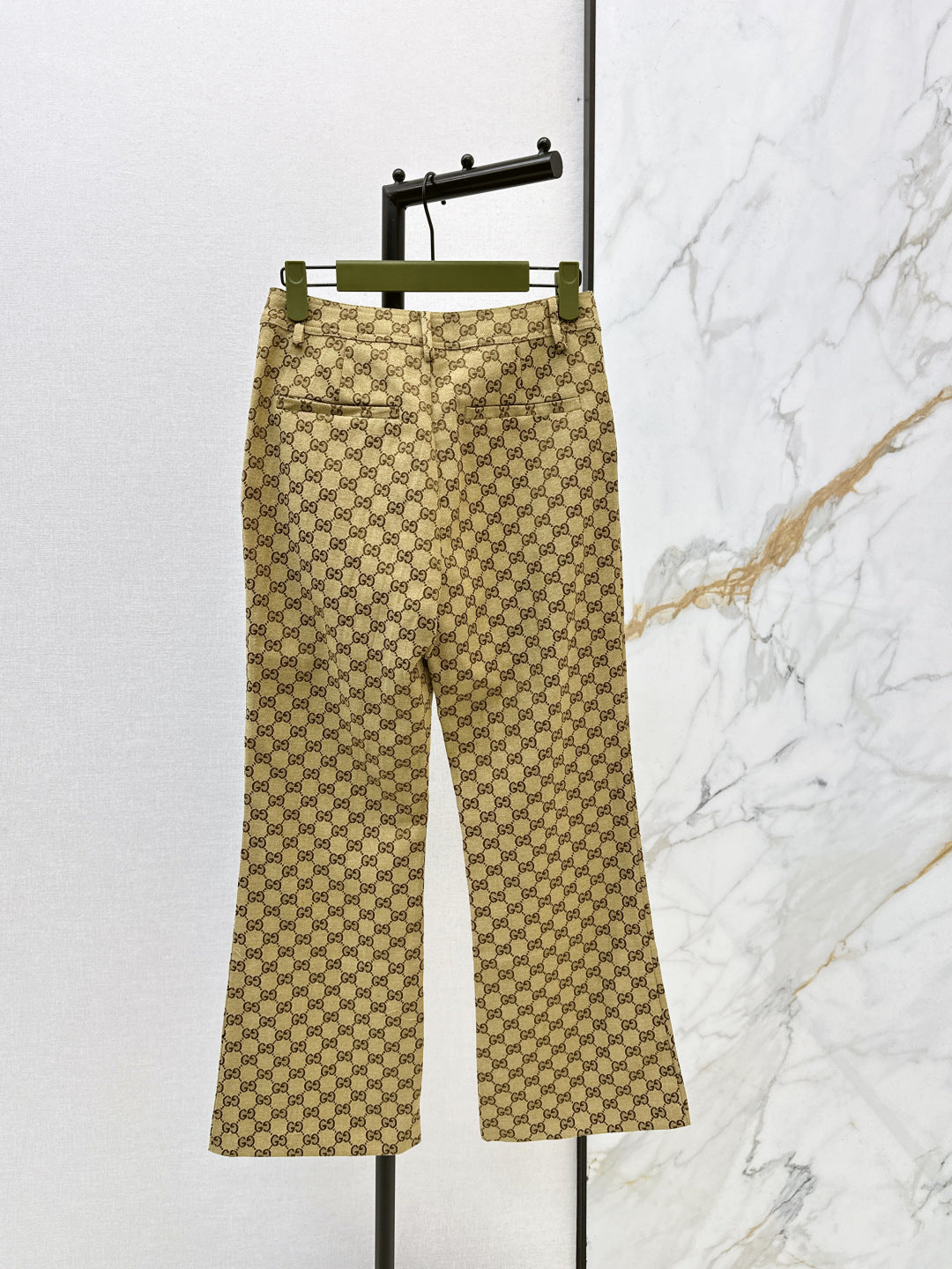 Guc NEW  jacquard pants with belted