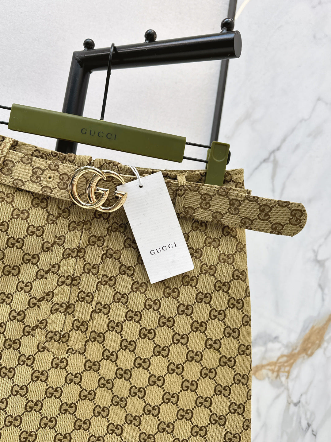 Guc NEW jacquard skirt with belted