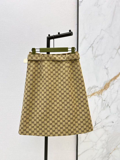 Guc NEW jacquard skirt with belted