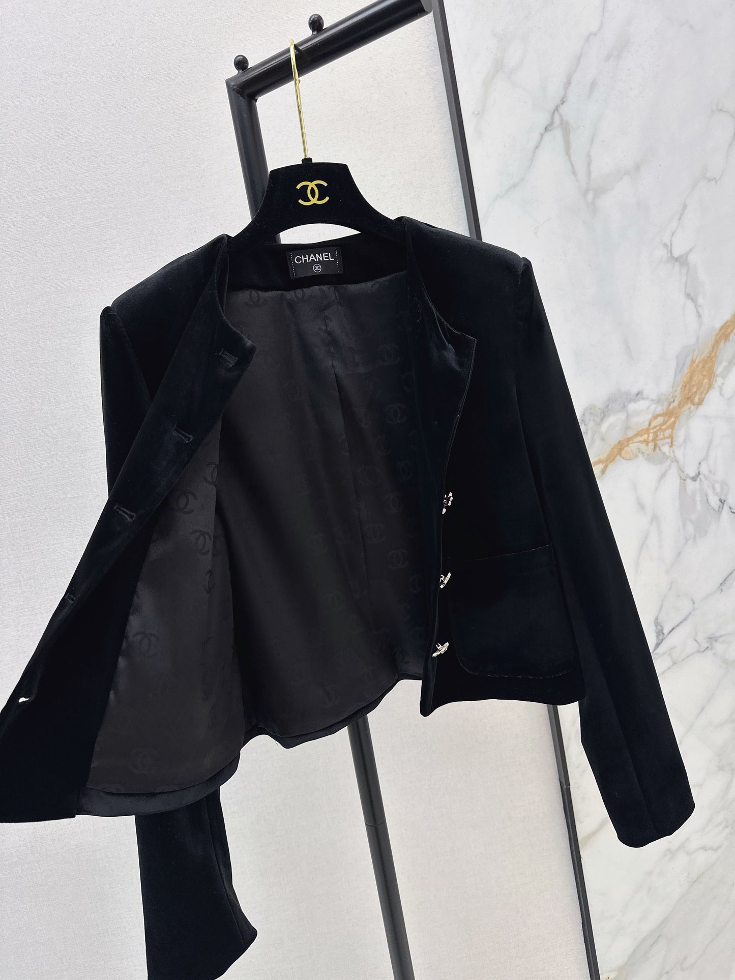 Chan NEW velvet jacket