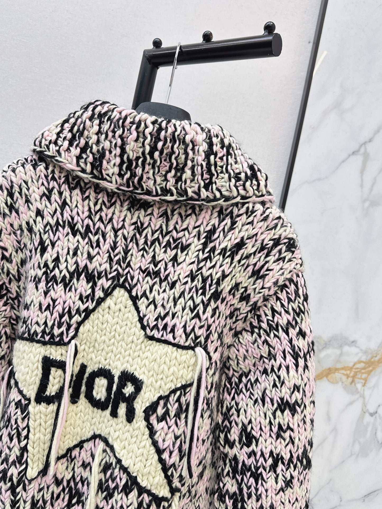 CD NEW vintage knitted cardigan