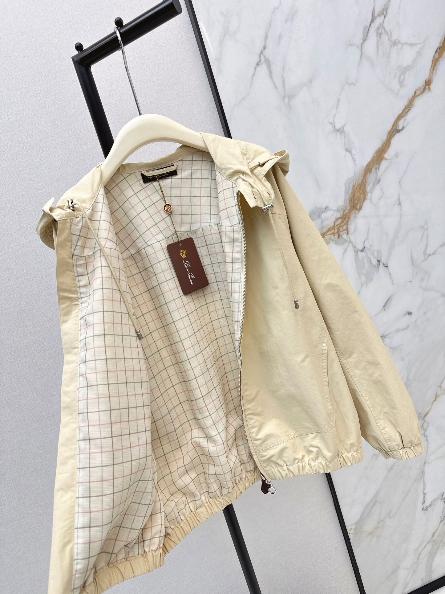 Loro NEW hooded jacket