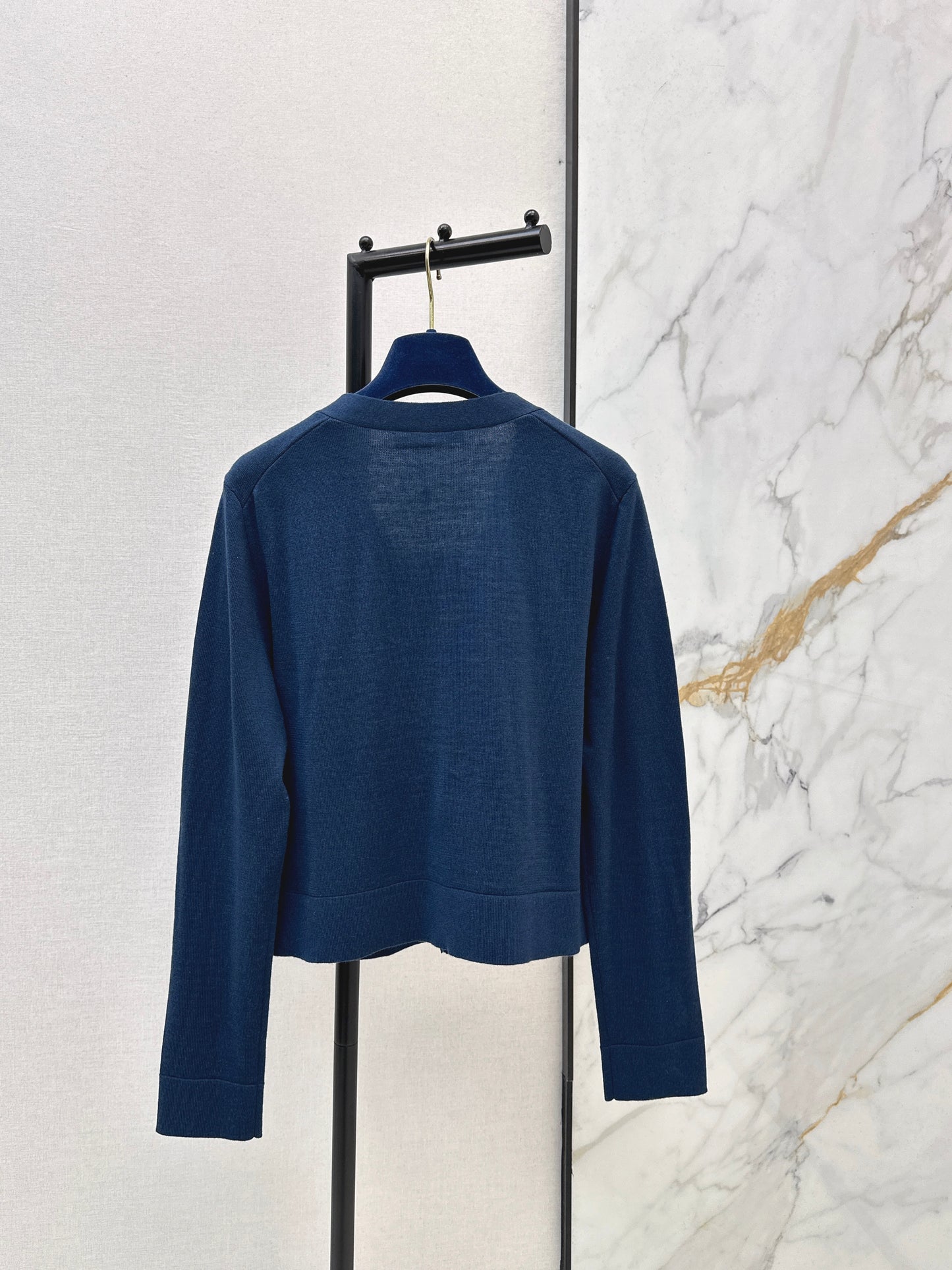 Louis NEW print contract knit sweater