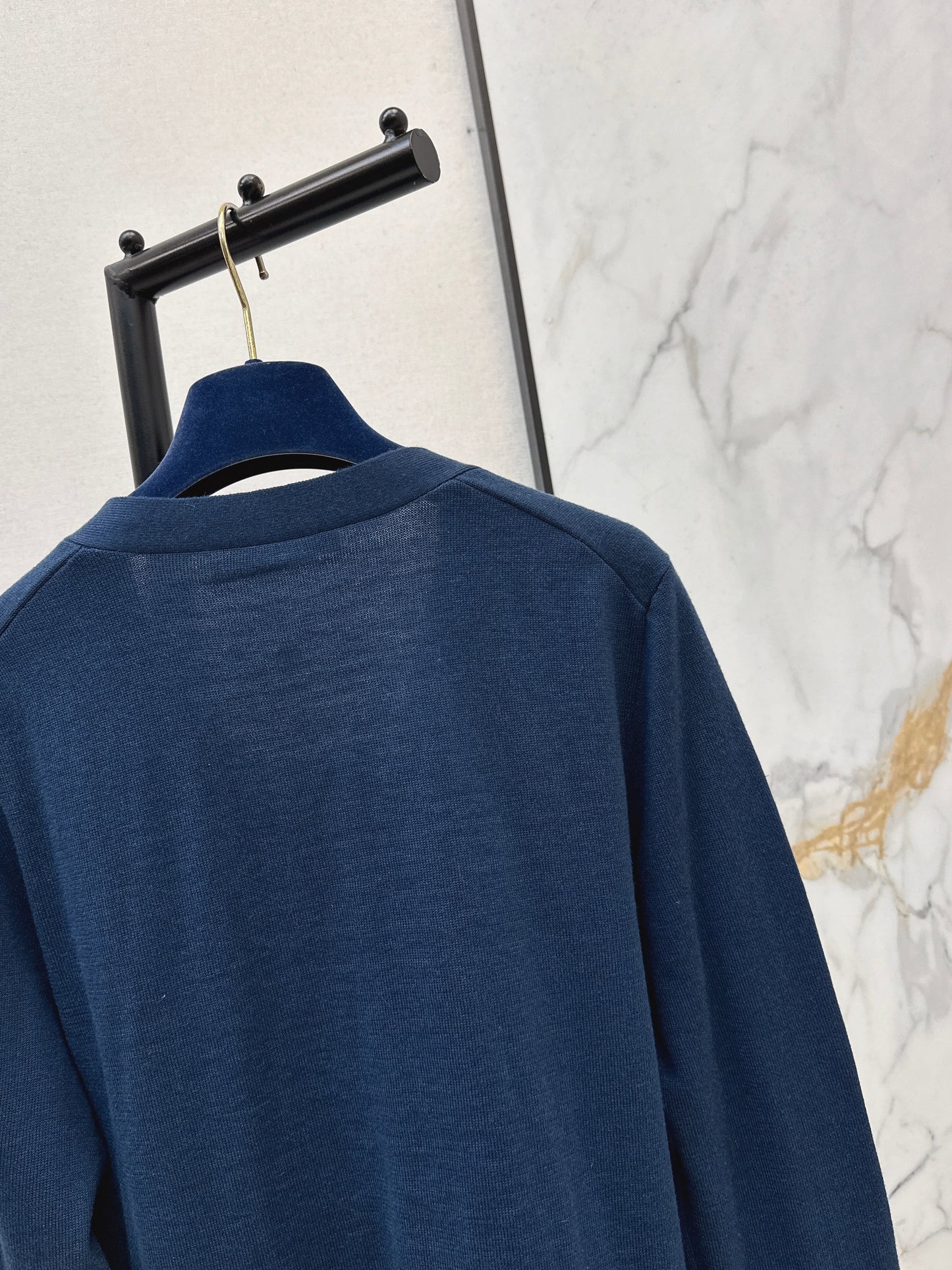 Louis NEW print contract knit sweater