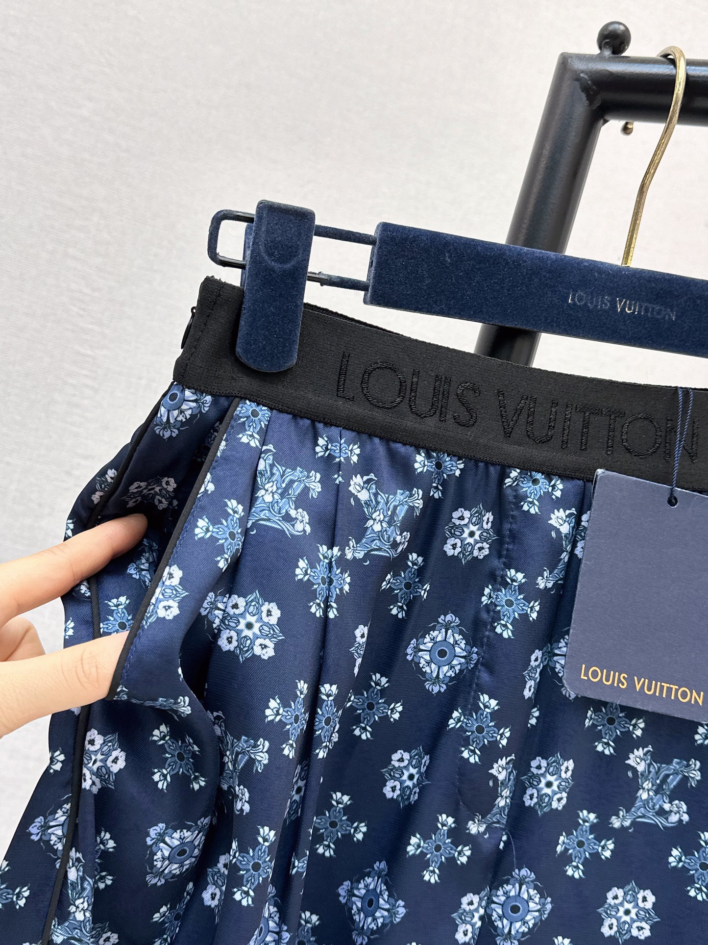 Louis NEW vintage wide-leg pants