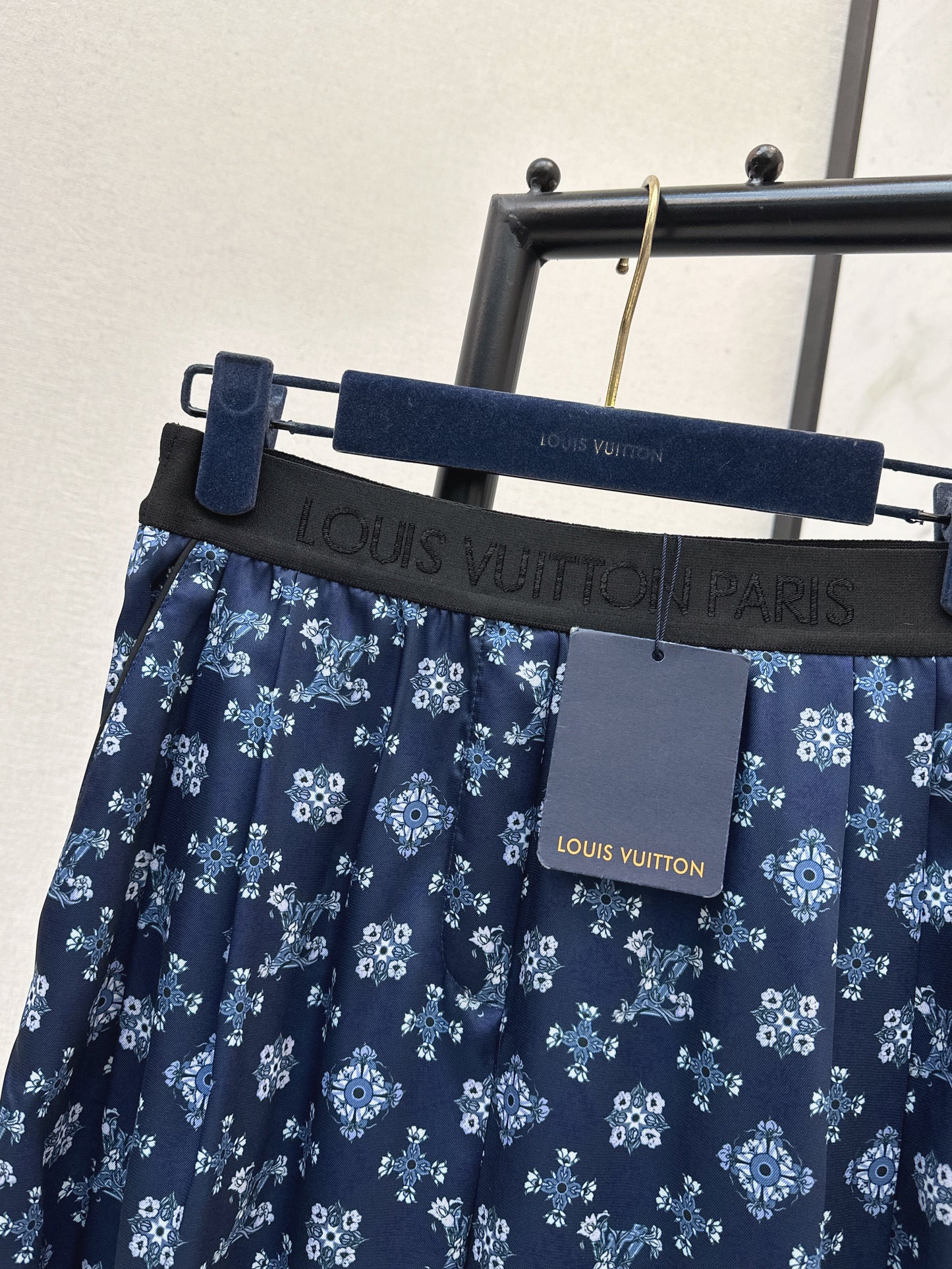 Louis NEW vintage wide-leg pants