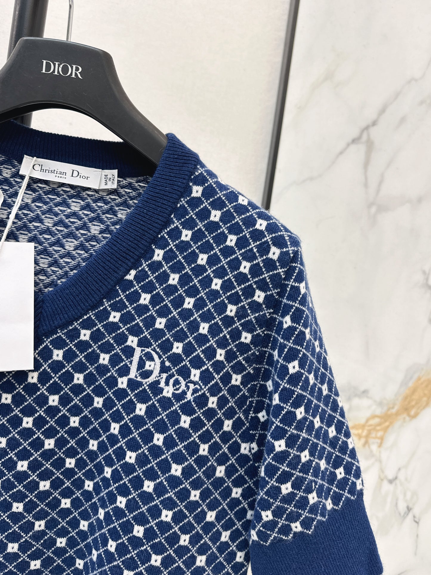 CD NEW v-neck knitwear