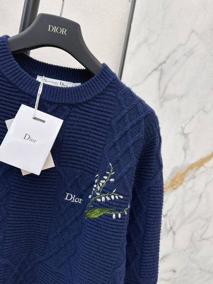 CD NEW embroidery sweater