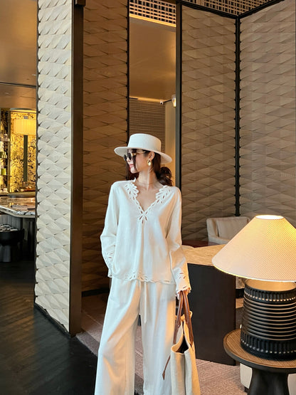 Max NEW embroidery flouncesleeve top