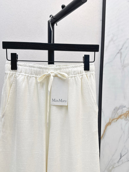 Max NEW straight pants