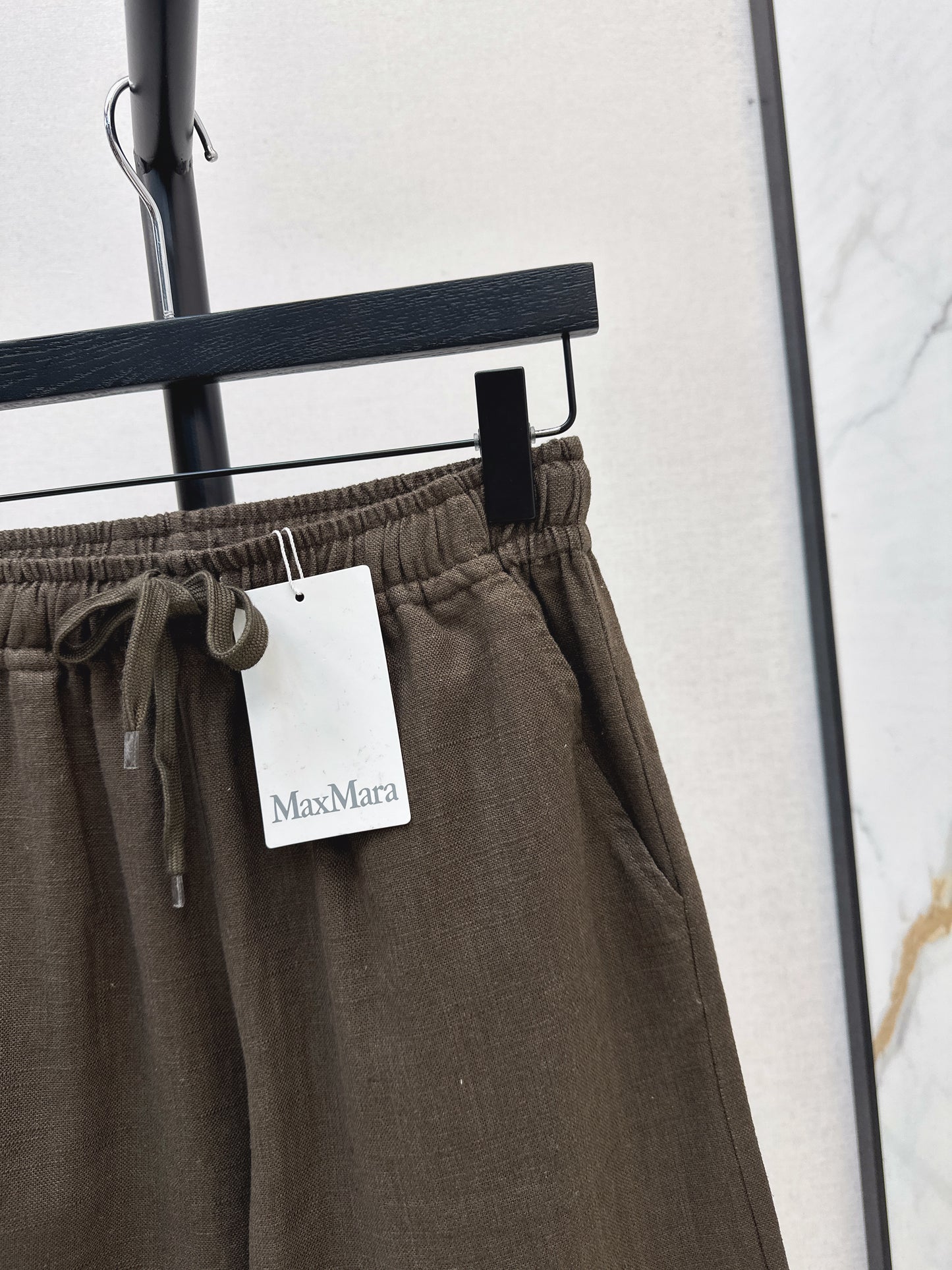 Max NEW straight pants