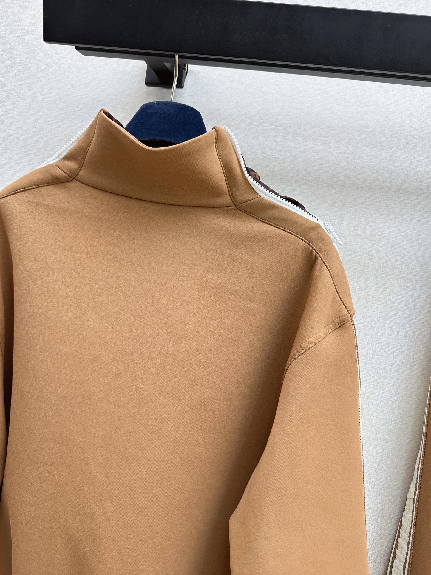 Louis NEW drawstring sweatshirt