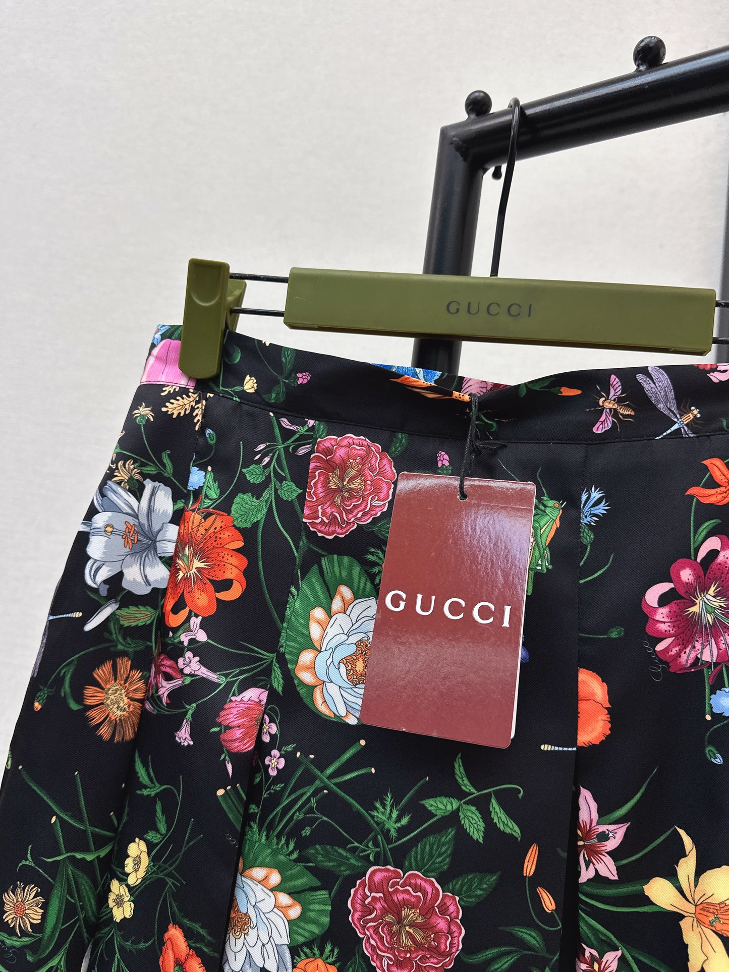 Guc NEW floral print silk skirts