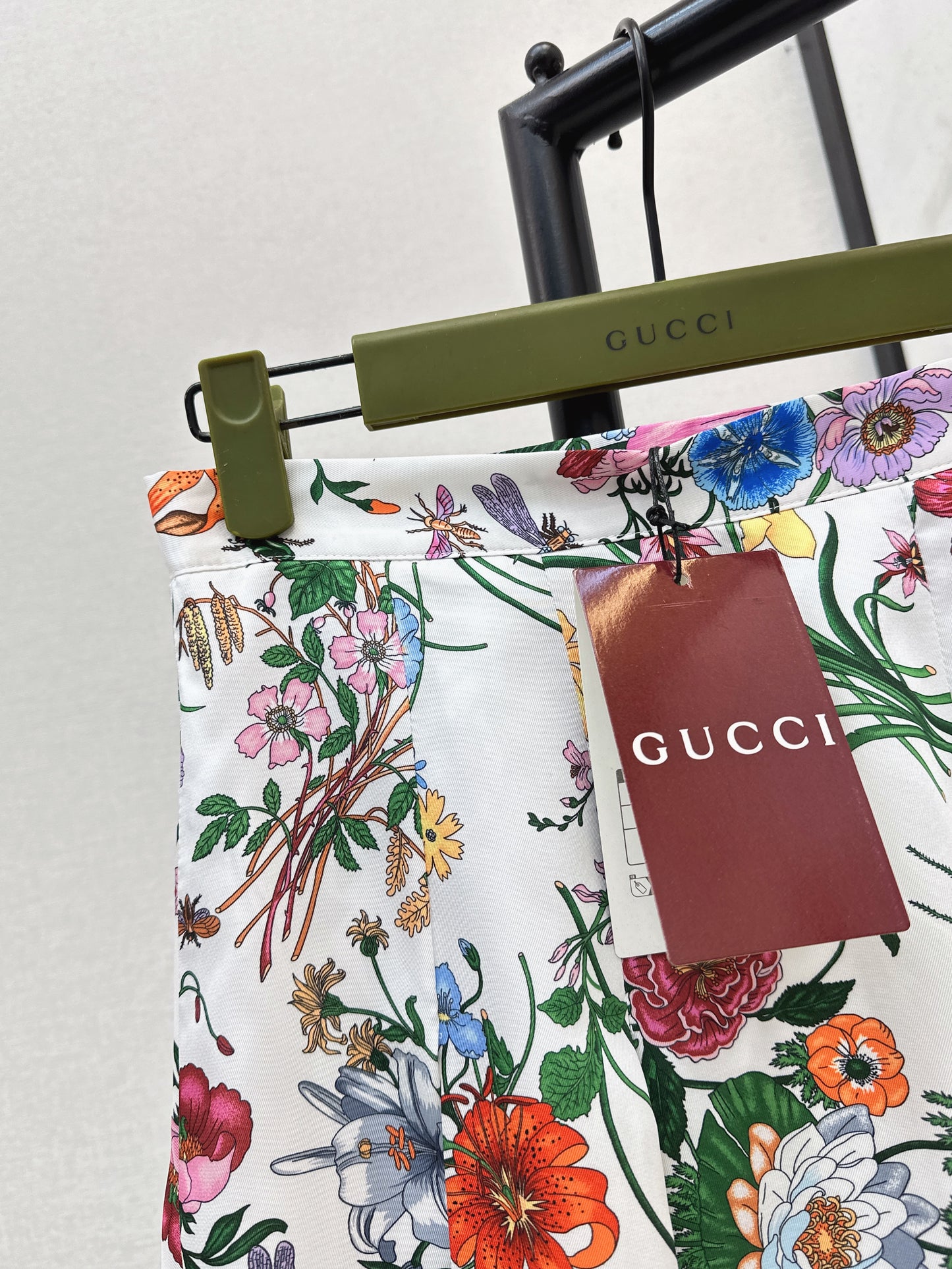 Guc NEW floral print silk skirts