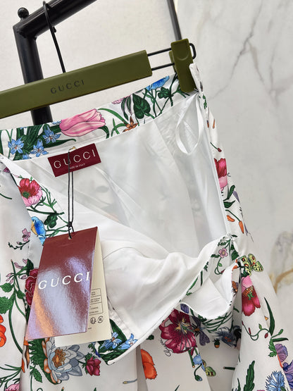 Guc NEW floral print silk skirts