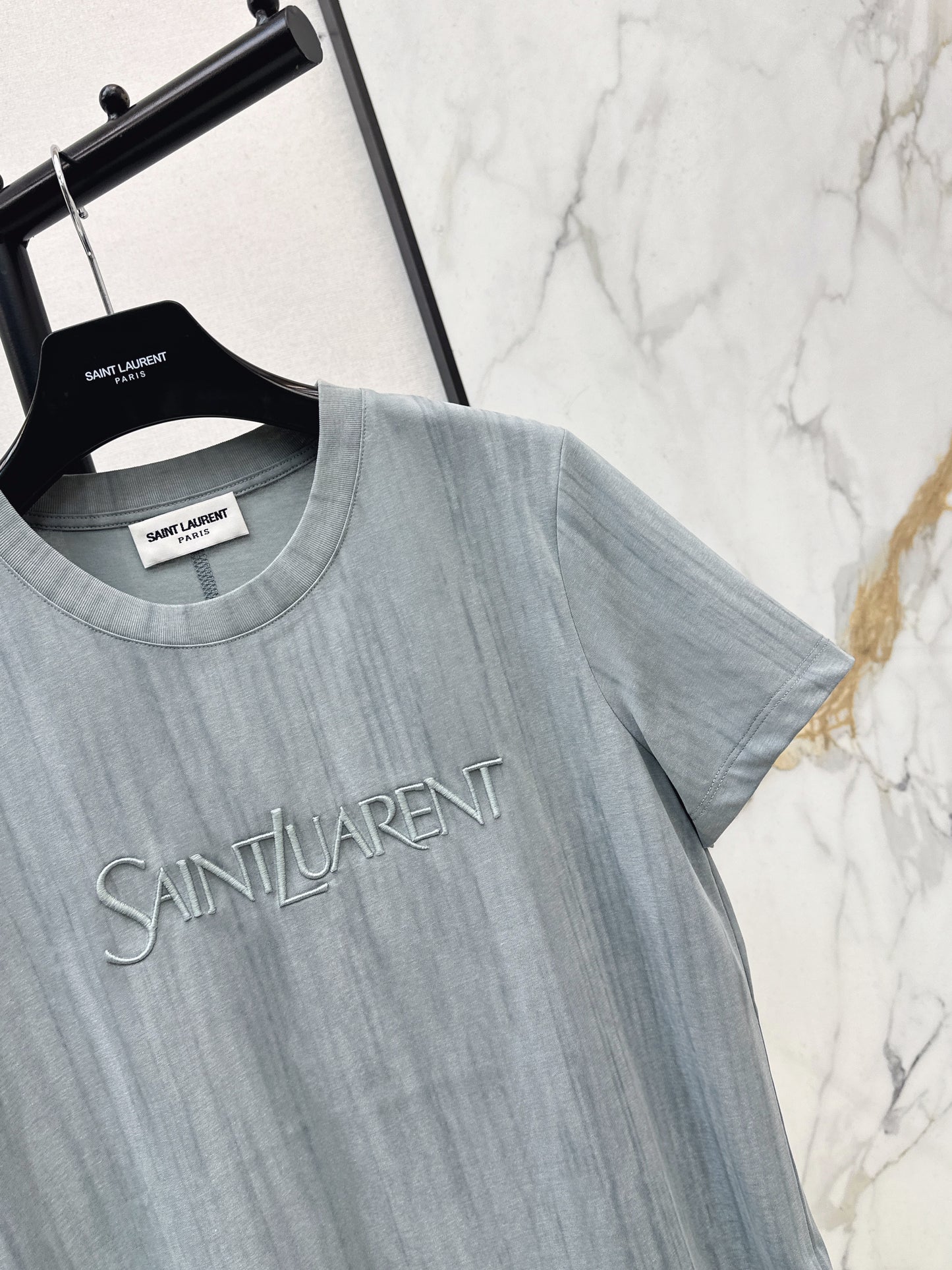 Saint NEW embroidery t-shirt
