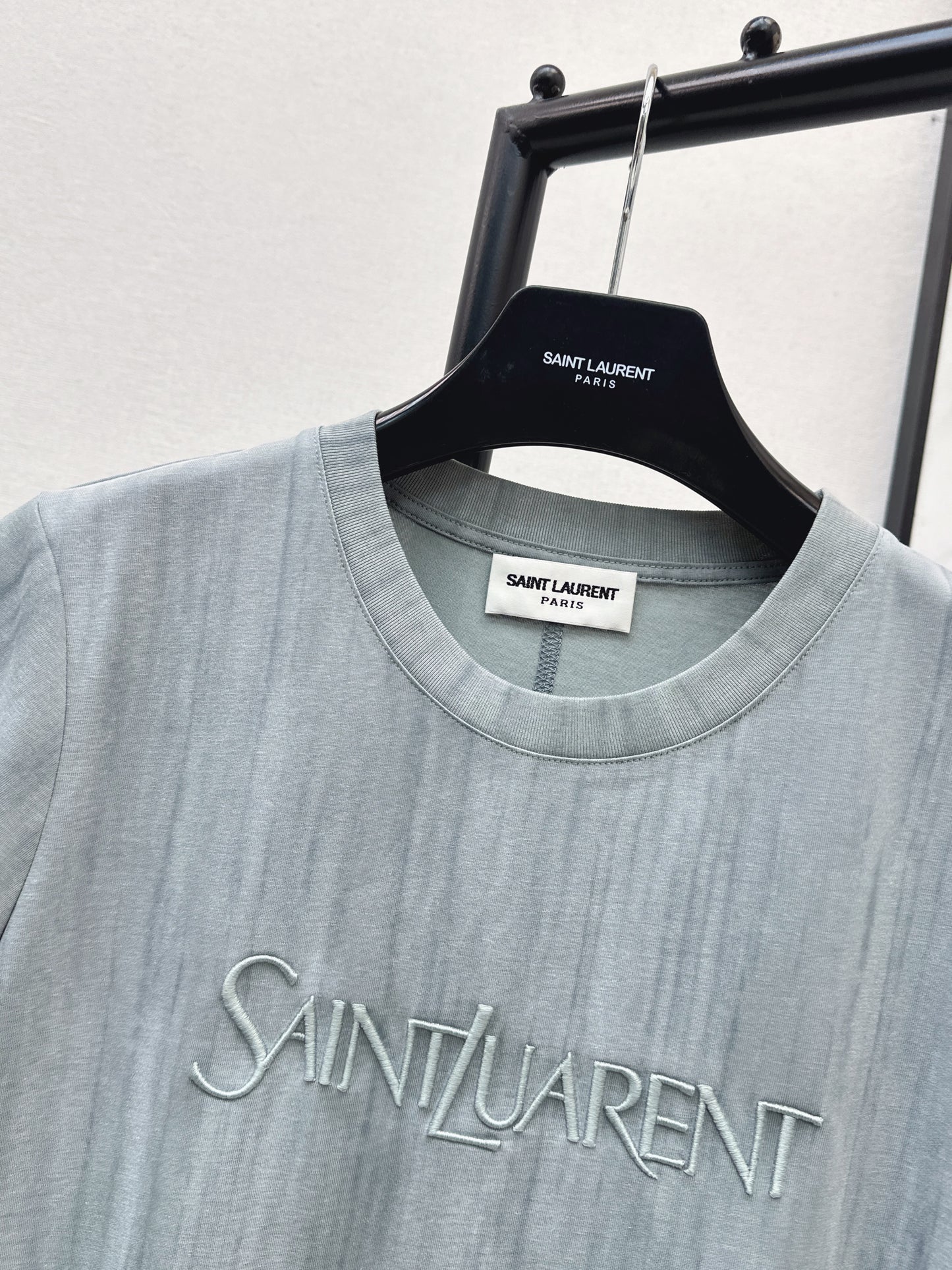 Saint NEW embroidery t-shirt