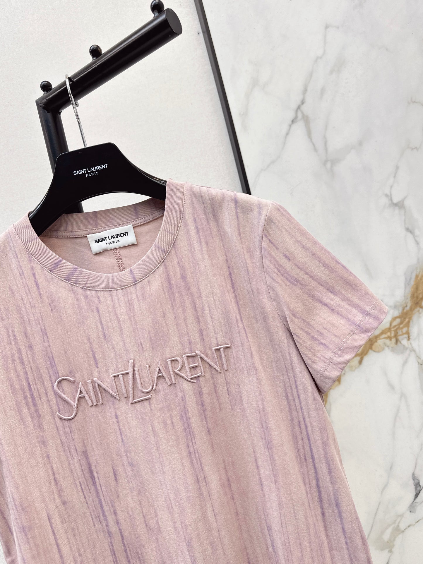 Saint NEW embroidery t-shirt