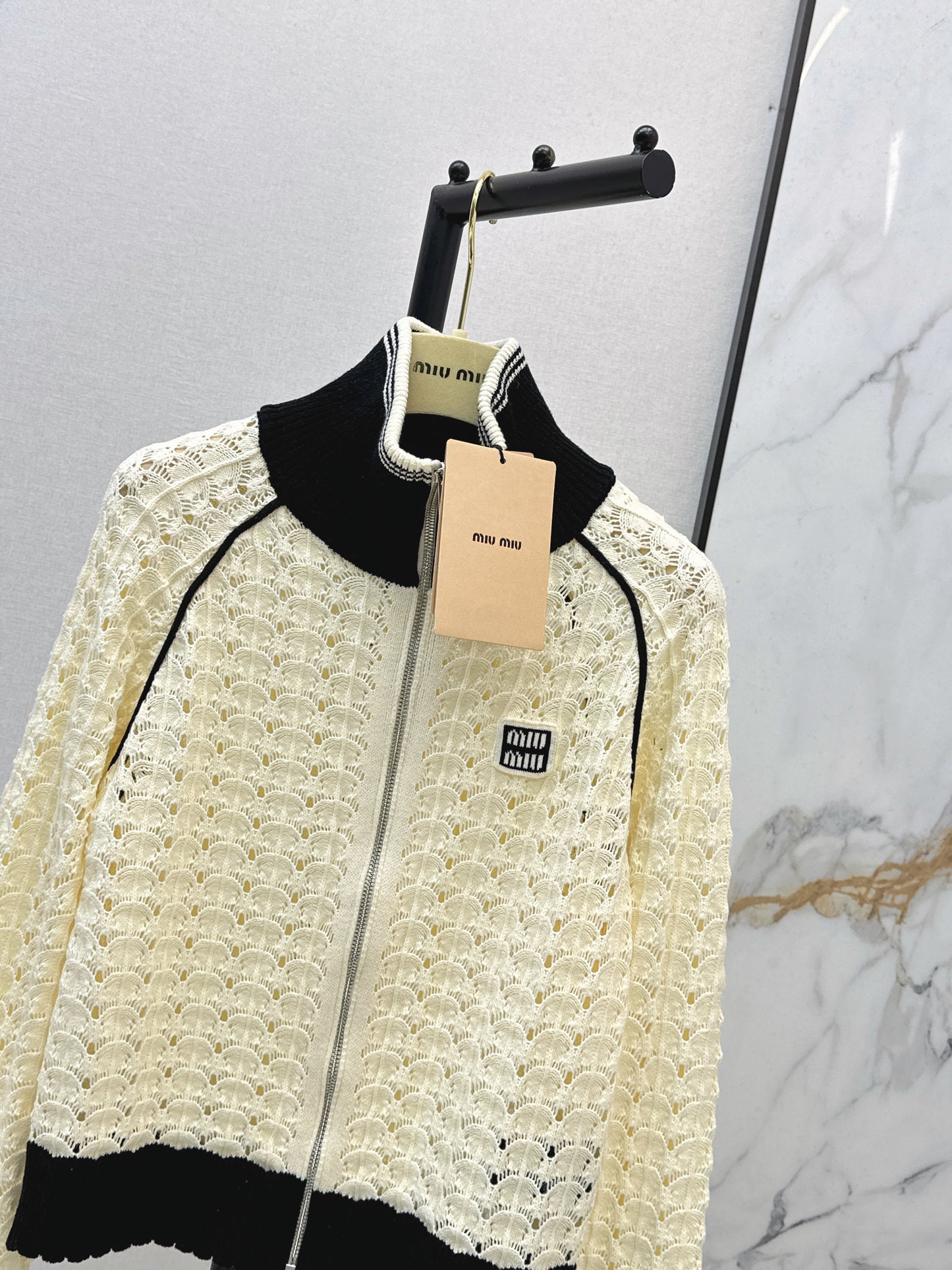 Miu NEW hollow knitted cardigan